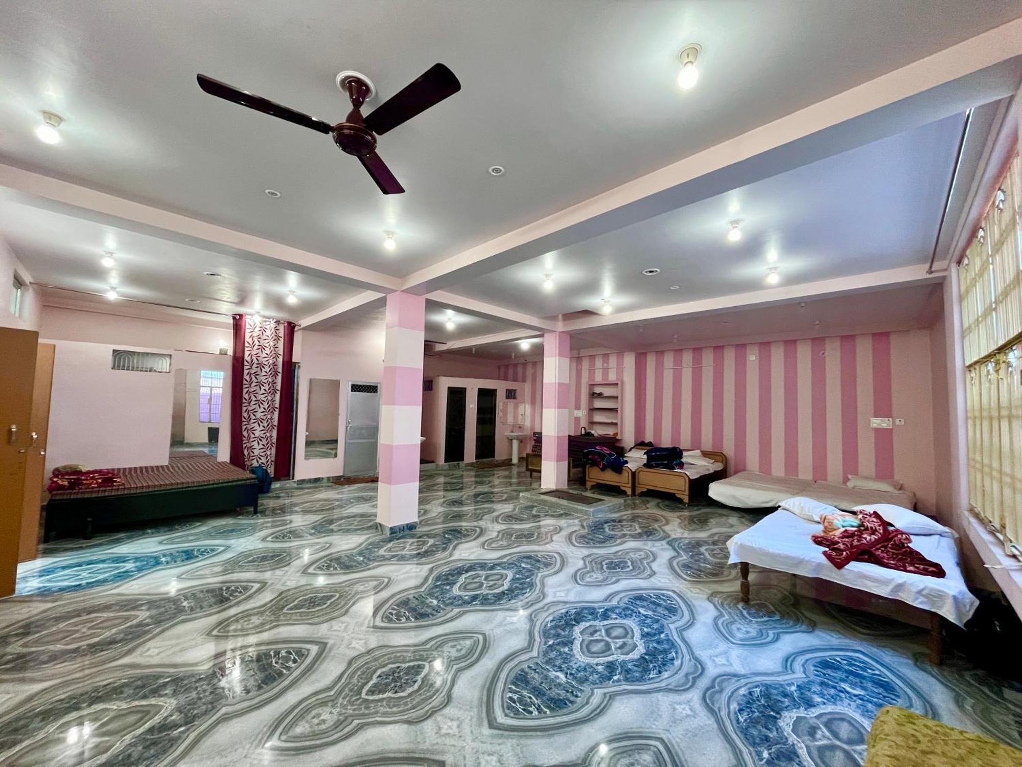 Trilok Residency - Dashashwamedh Varanasi Eksteriør bilde