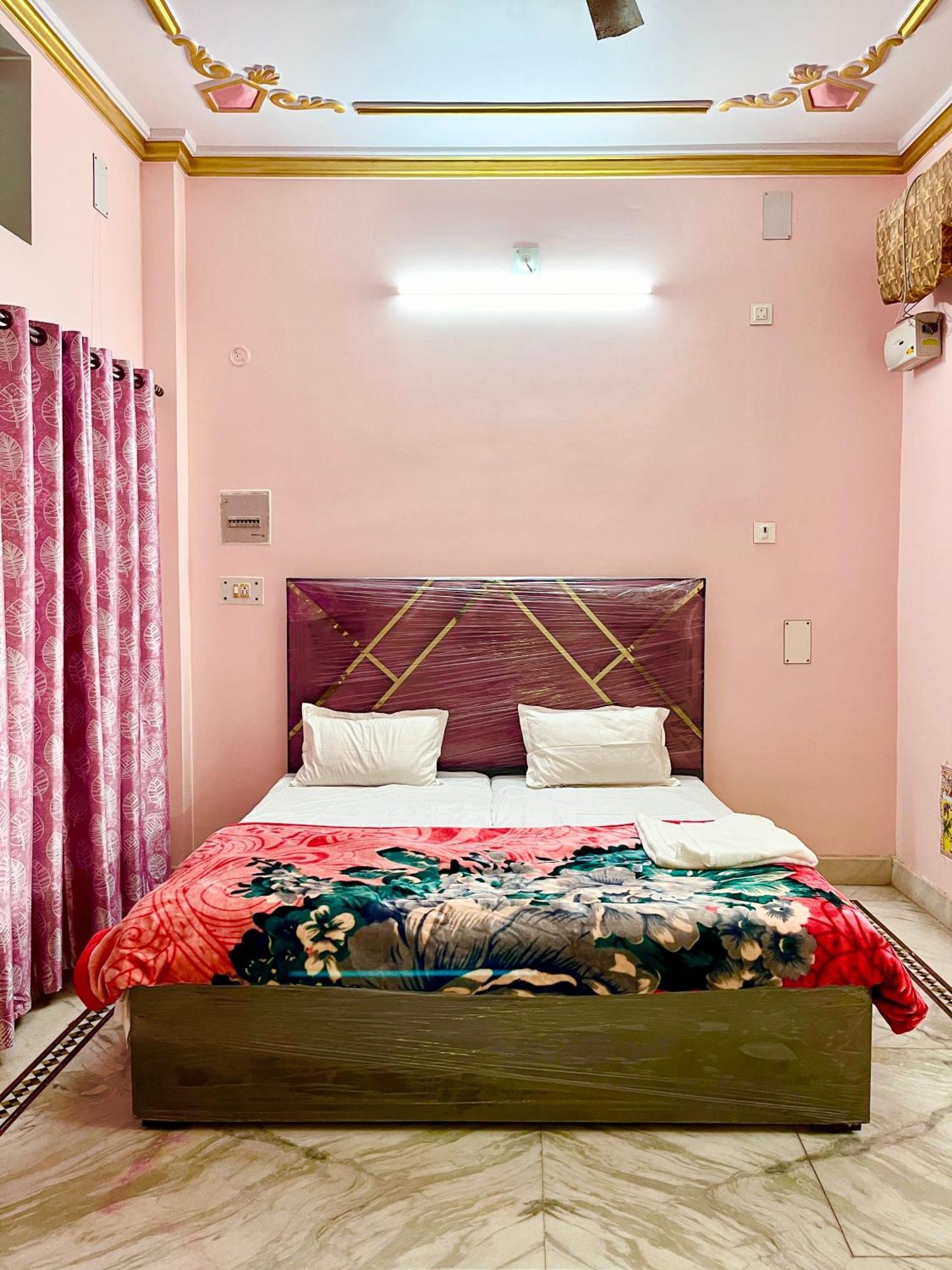 Trilok Residency - Dashashwamedh Varanasi Eksteriør bilde